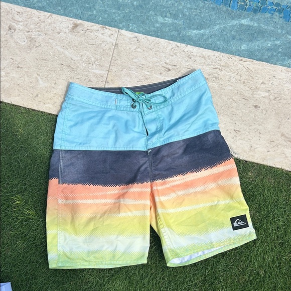 Quiksilver Kids Board Shorts - Picture 1 of 5